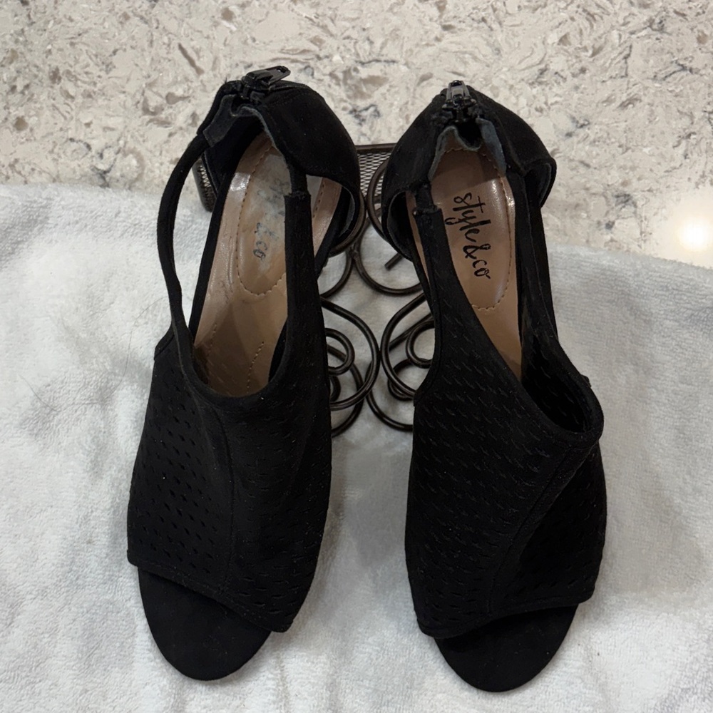 Style & Co. Black Peep-Toe Heels